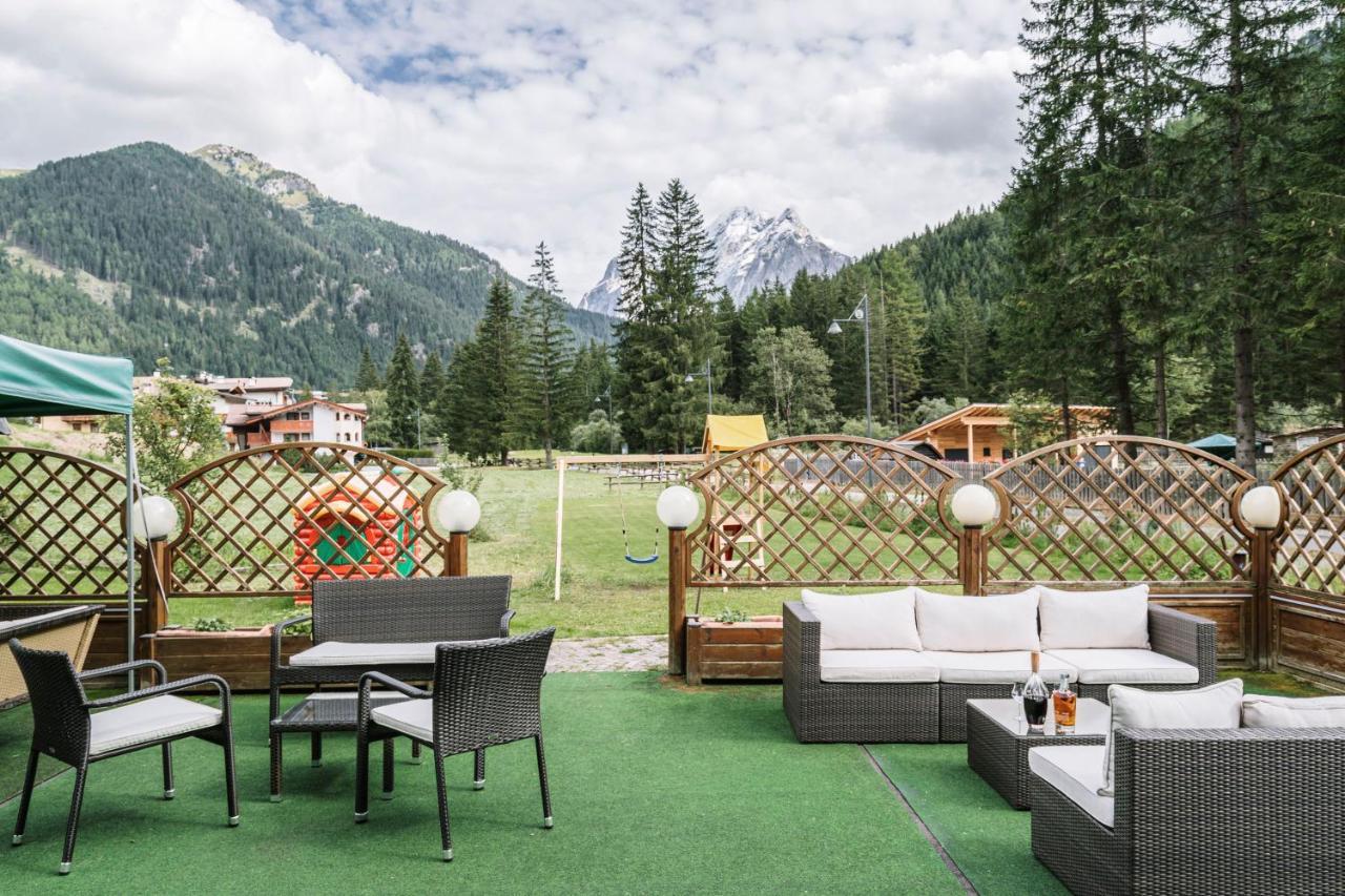 Chalet Pineta Relax Location カナツェーイ エクステリア 写真